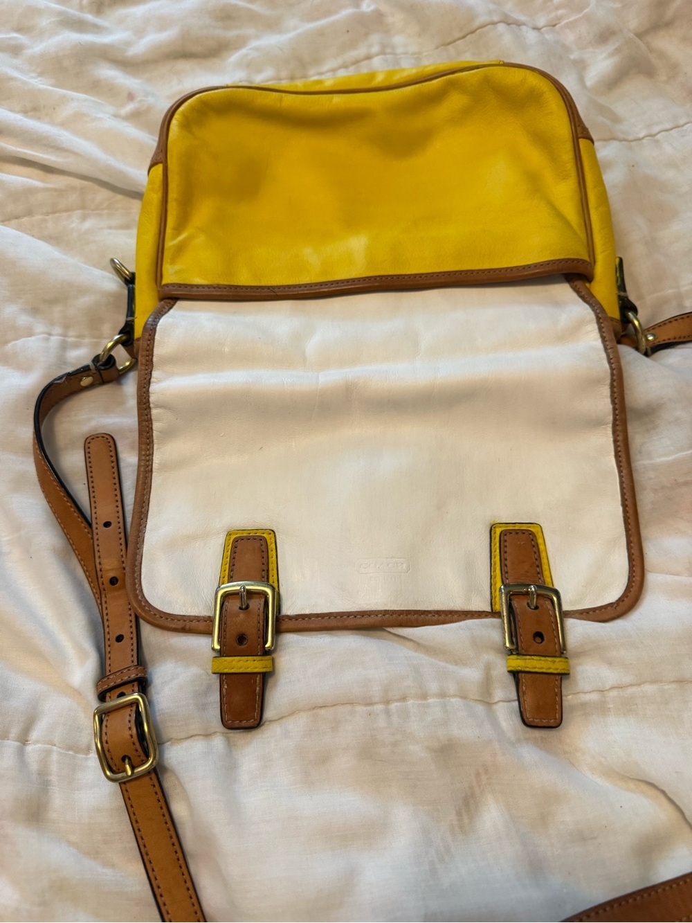 Coach shoulder purse - Picture 6 of 8
